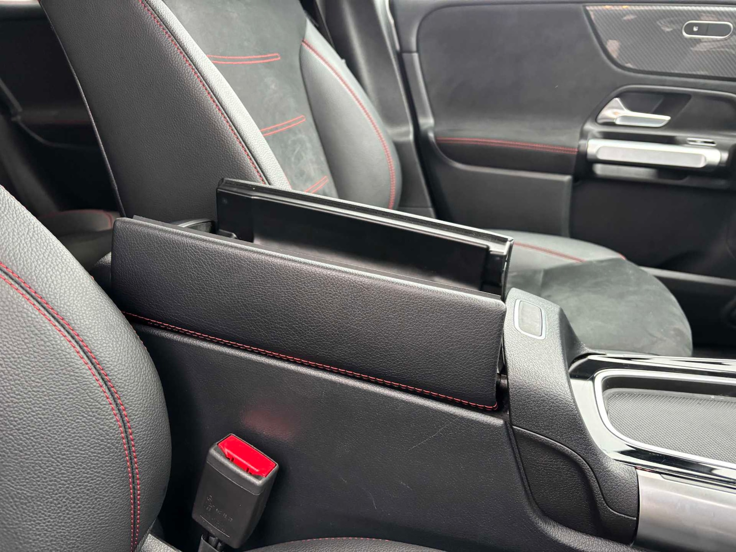 Used Mercedes-Benz GLB 2025 for sale - 77540608: Photo 31