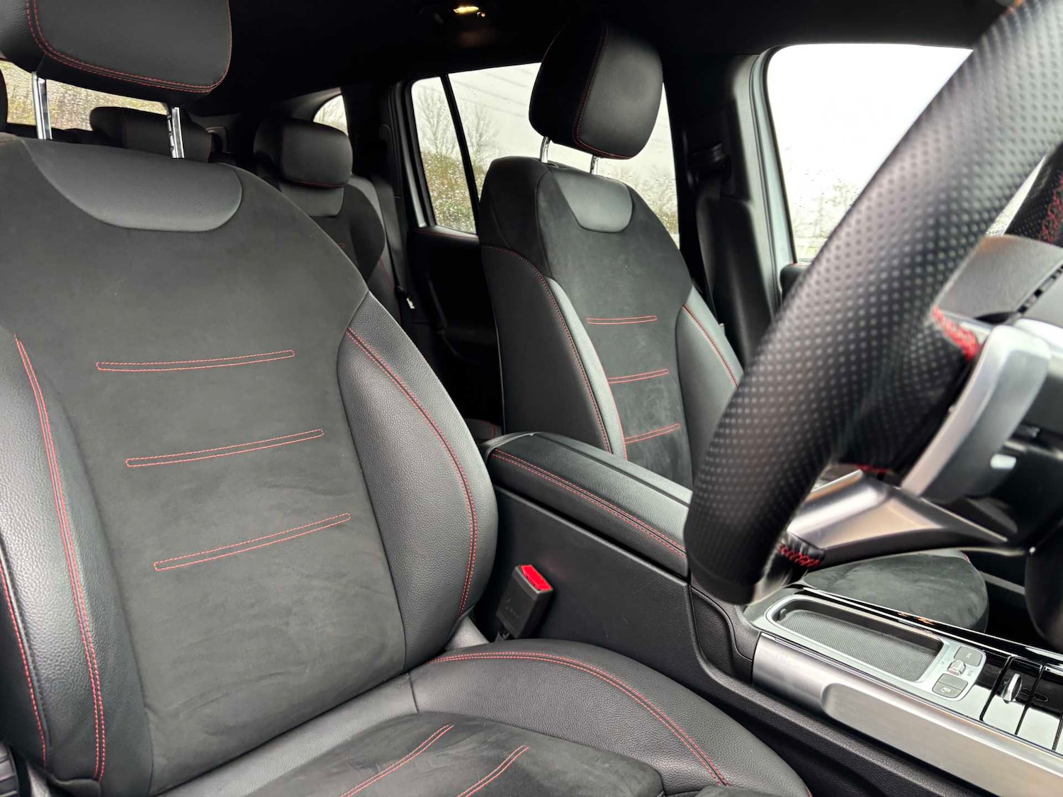 Used Mercedes-Benz GLB 2025 for sale - 77540608: Photo 32