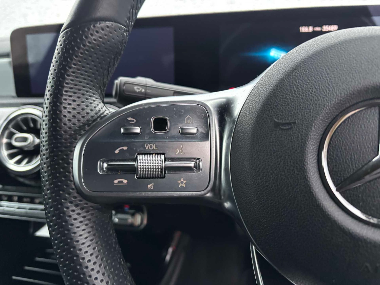 Used Mercedes-Benz CLA 2019 for sale - 77219677: Photo 18