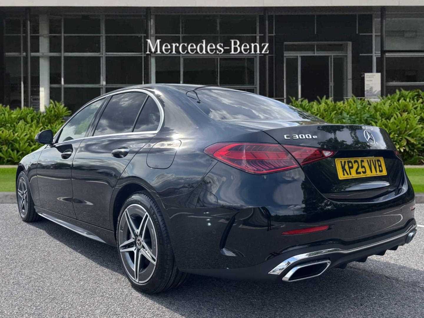 Used Mercedes-Benz C Class 2025 for sale - 77294155: Photo 2