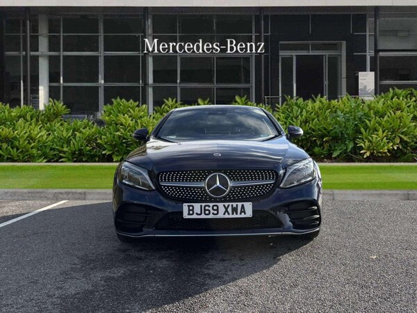 Used Mercedes-Benz C Class 2019 for sale - 76316135: Photo 4
