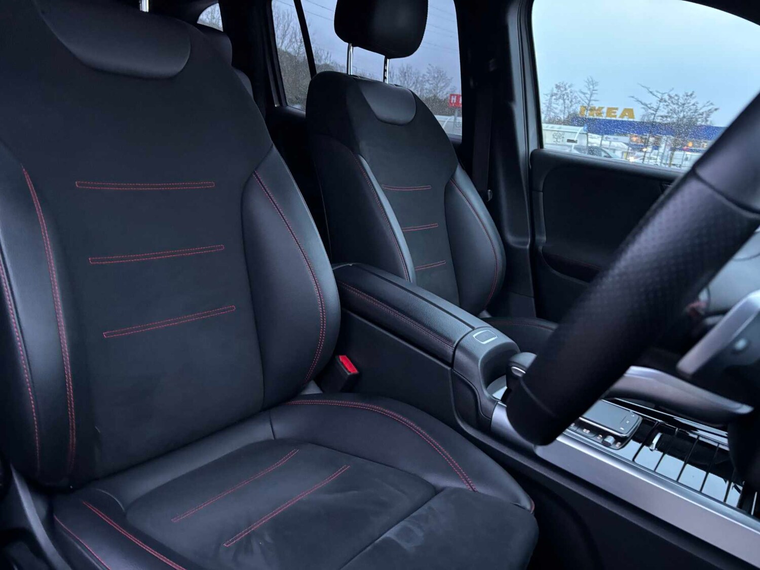 Used Mercedes-Benz GLB 2022 for sale - 76704972: Photo 32