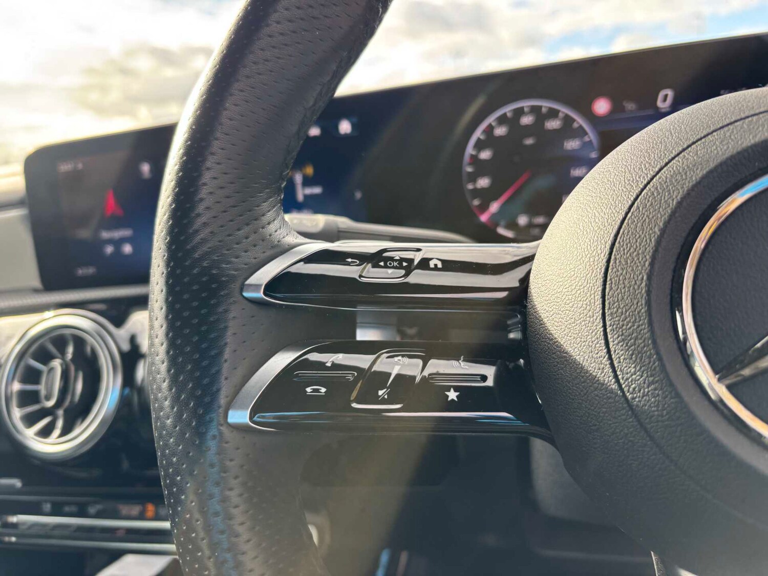 Used Mercedes-Benz CLA 2023 for sale - 76378789: Photo 18