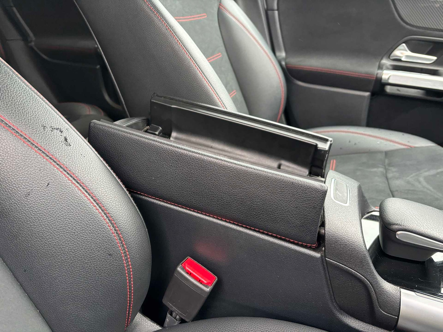 Used Mercedes-Benz GLB 2022 for sale - 77458654: Photo 31