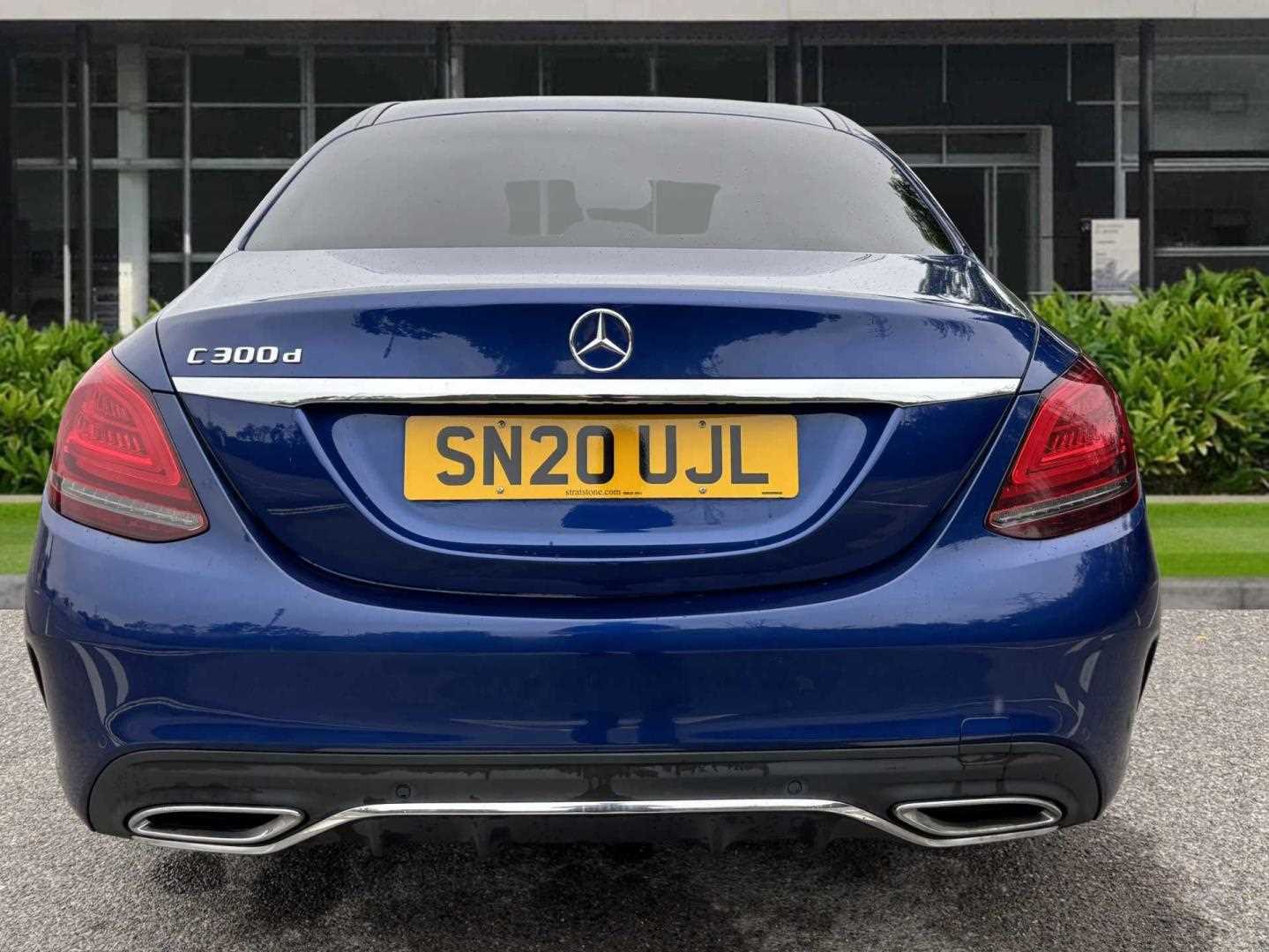 Used Mercedes-Benz C Class 2020 for sale - 76435616: Photo 5