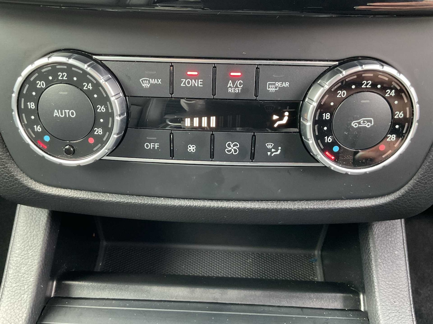 Used Mercedes-Benz GLE 2018 for sale - 76459813: Photo 34