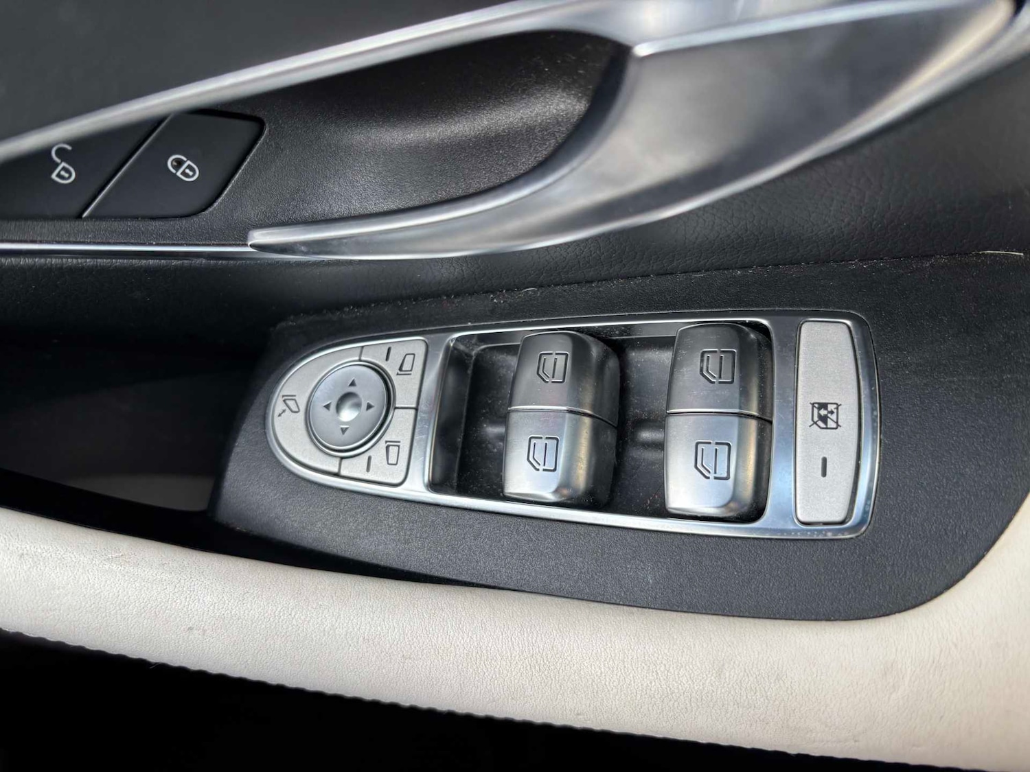 Used Mercedes-Benz E Class 2018 for sale - 76564492: Photo 33