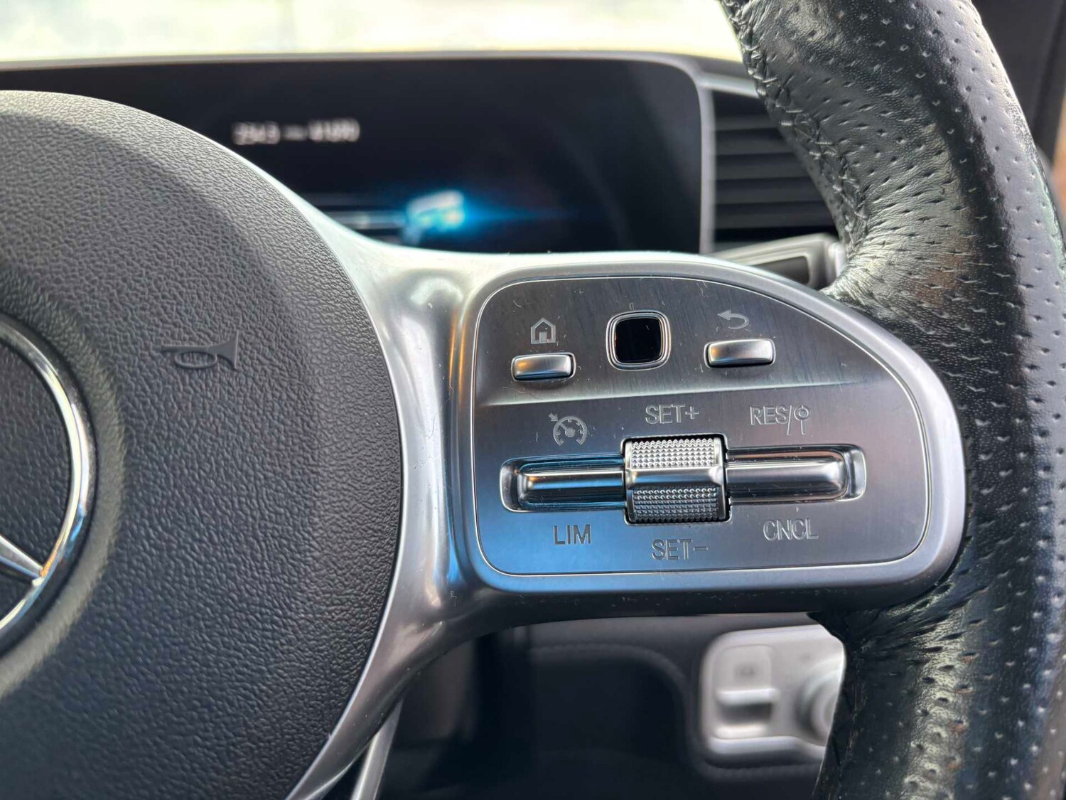 Used Mercedes-Benz GLE 2020 for sale - 77429001: Photo 19