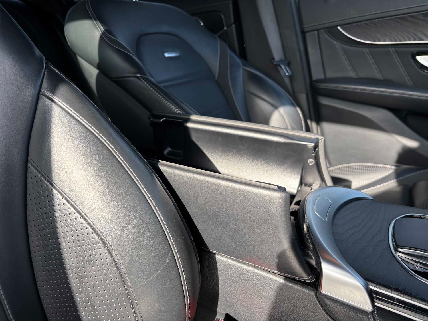 Used Mercedes-Benz GLC 2020 for sale - 77648880: Photo 31