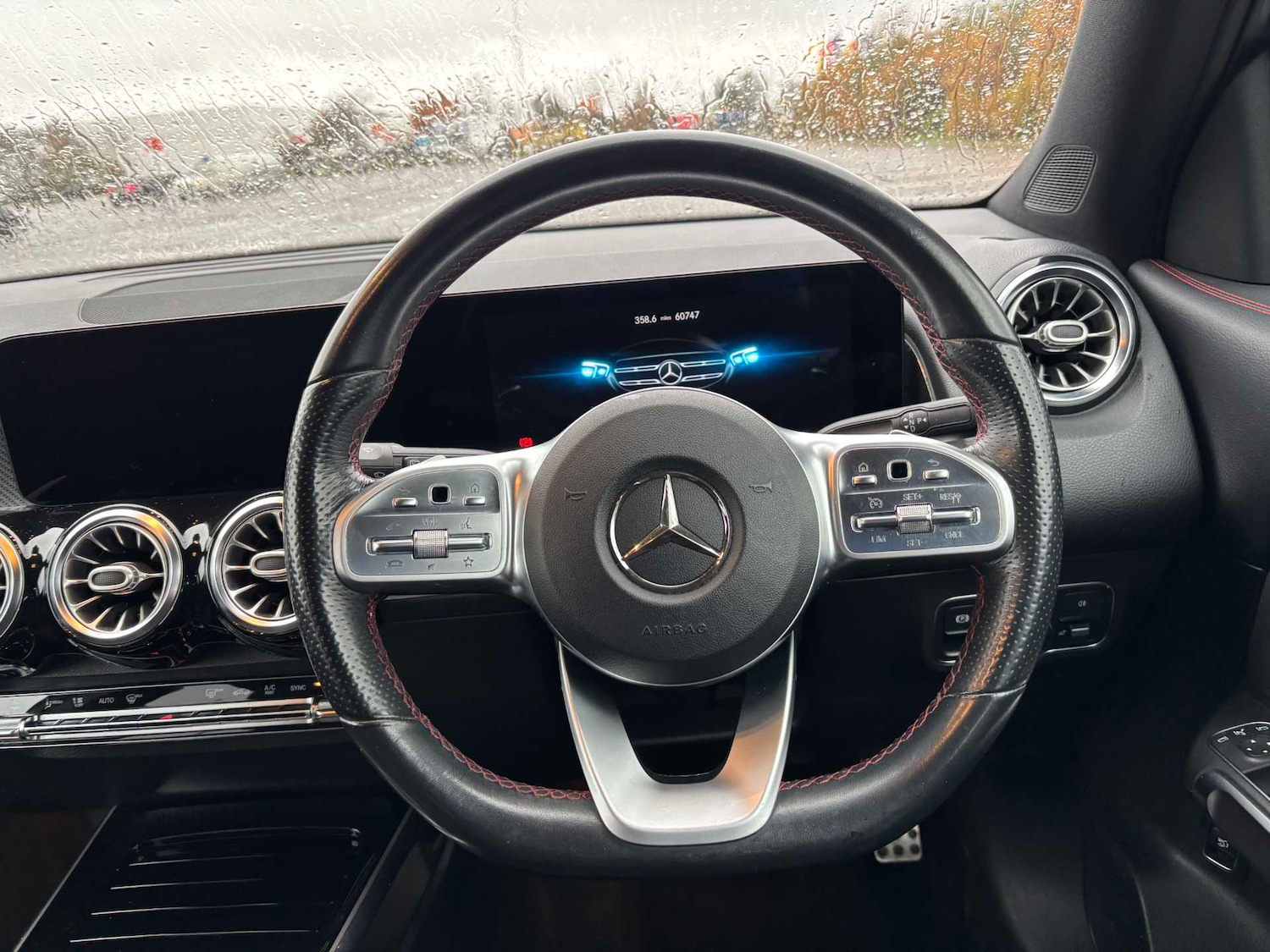 Used Mercedes-Benz GLB 2020 for sale - 76564529: Photo 16