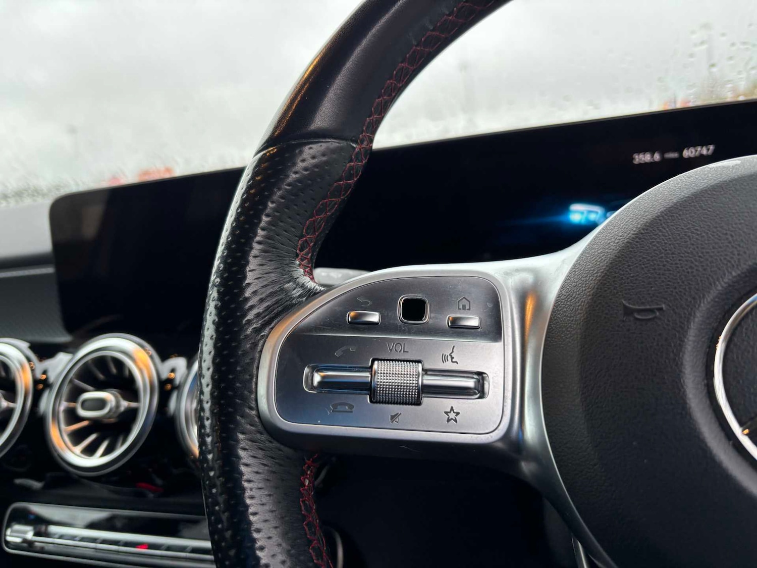 Used Mercedes-Benz GLB 2020 for sale - 76564529: Photo 18