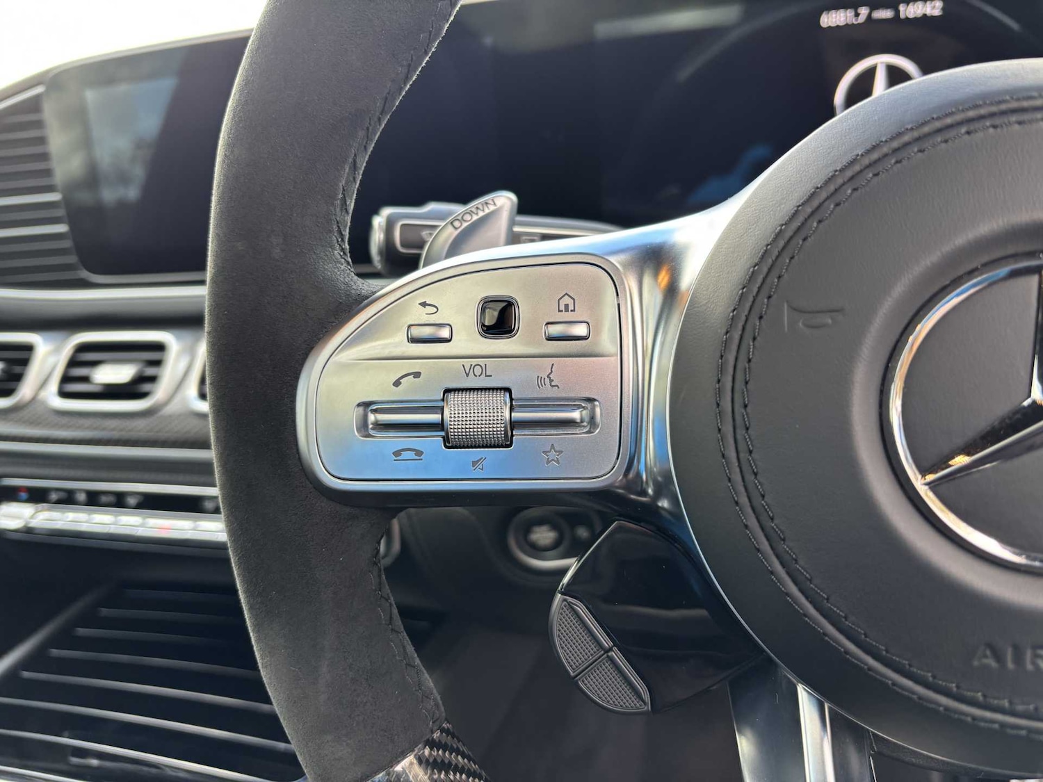 Used Mercedes-Benz GLS 2023 for sale - 76362656: Photo 18