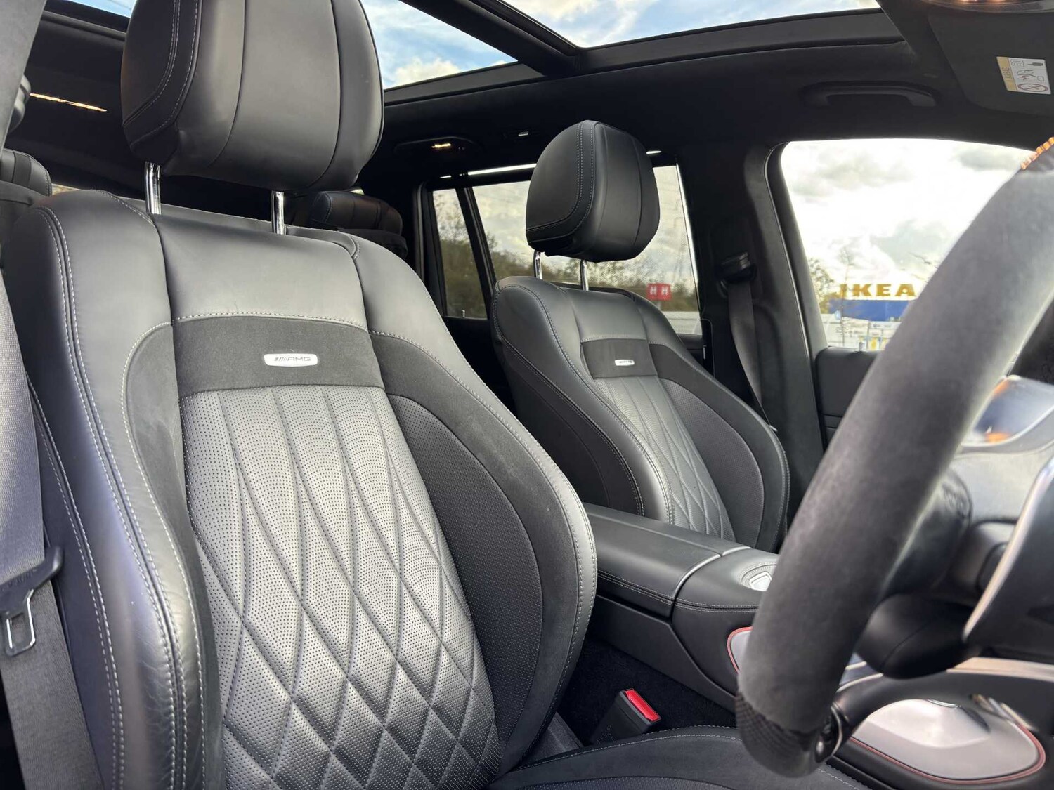 Used Mercedes-Benz GLS 2023 for sale - 76362656: Photo 32