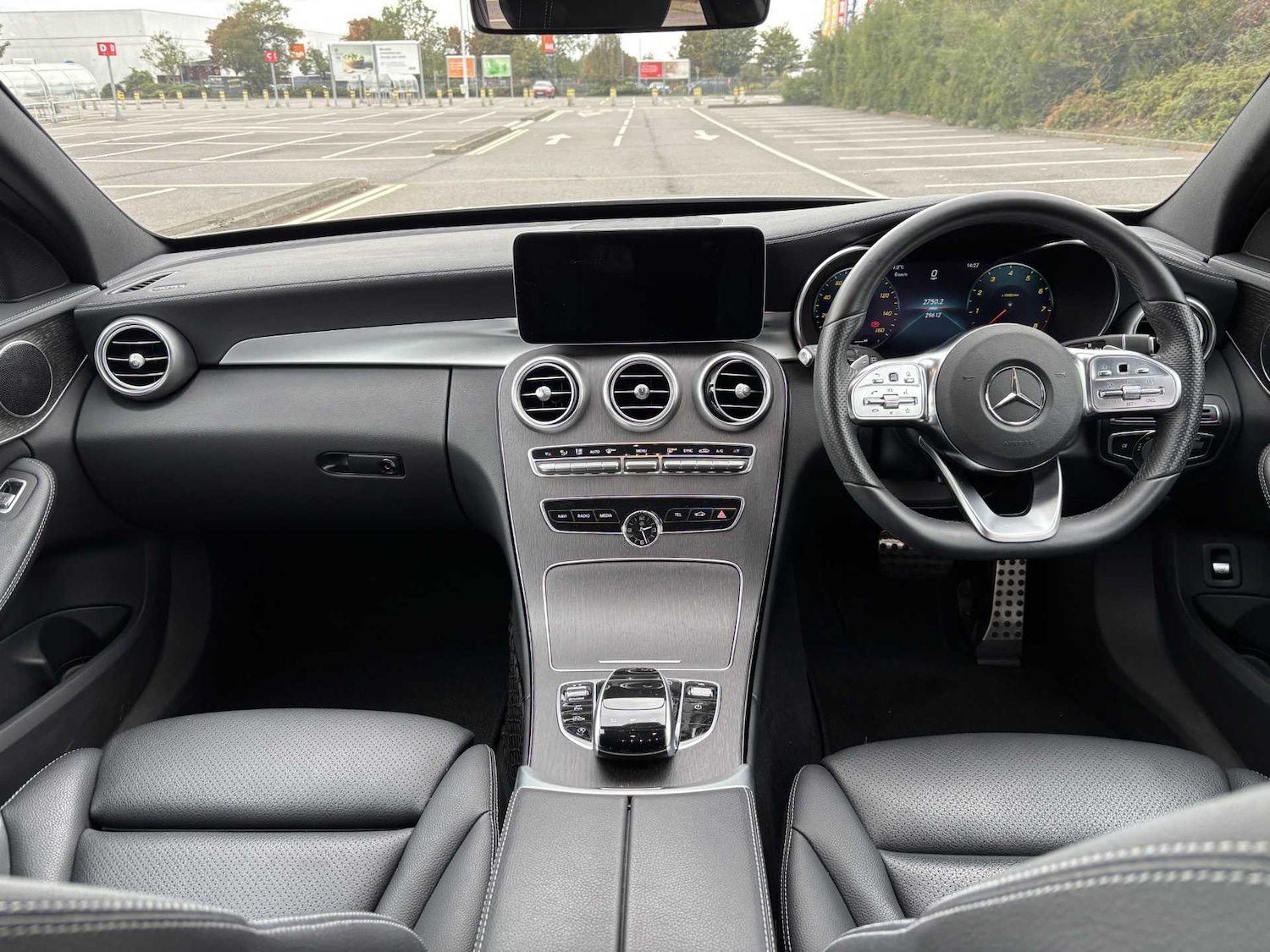 Used Mercedes-Benz C Class 2018 for sale - 76851587: Photo 17