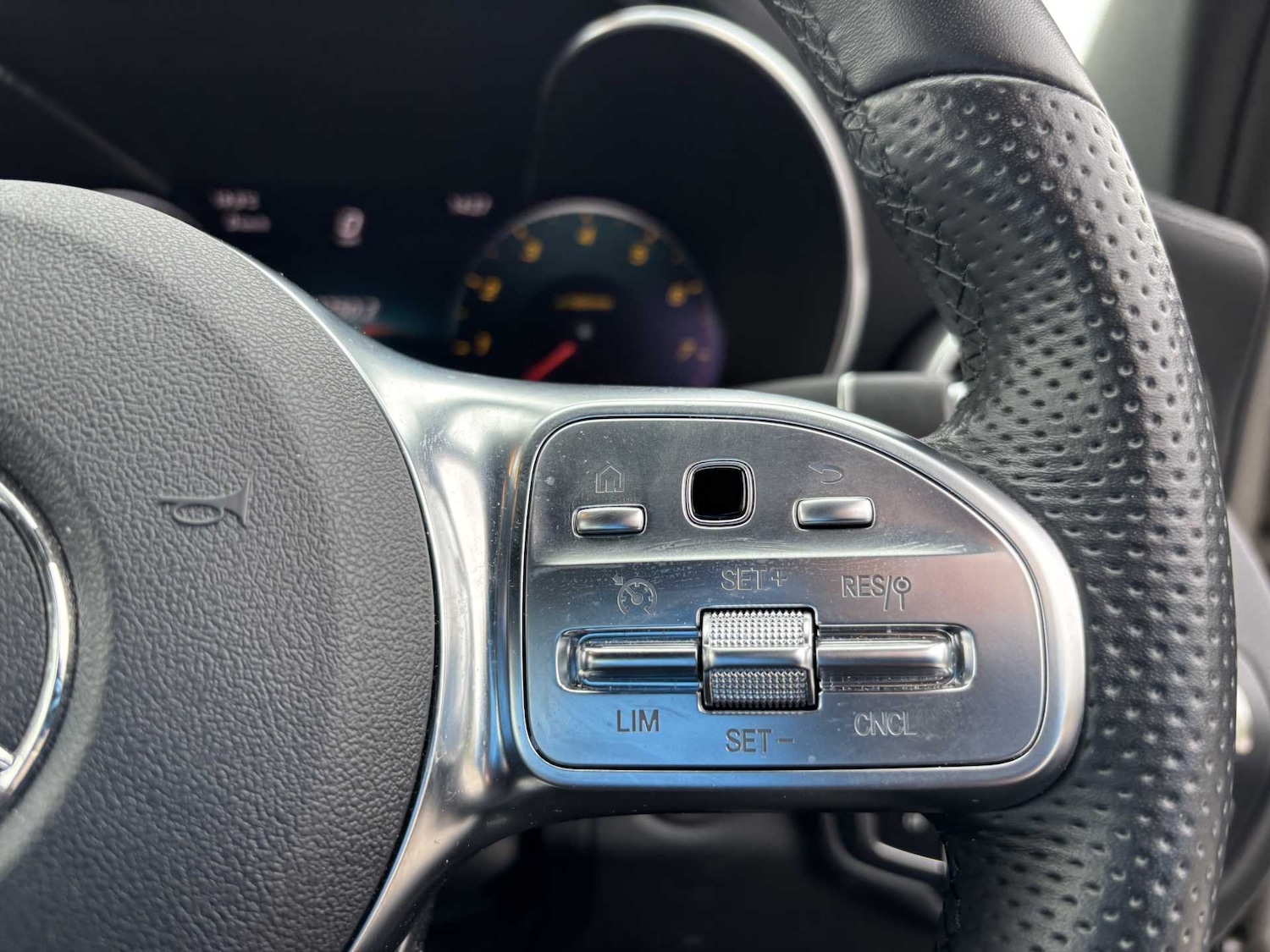 Used Mercedes-Benz C Class 2018 for sale - 76851587: Photo 19