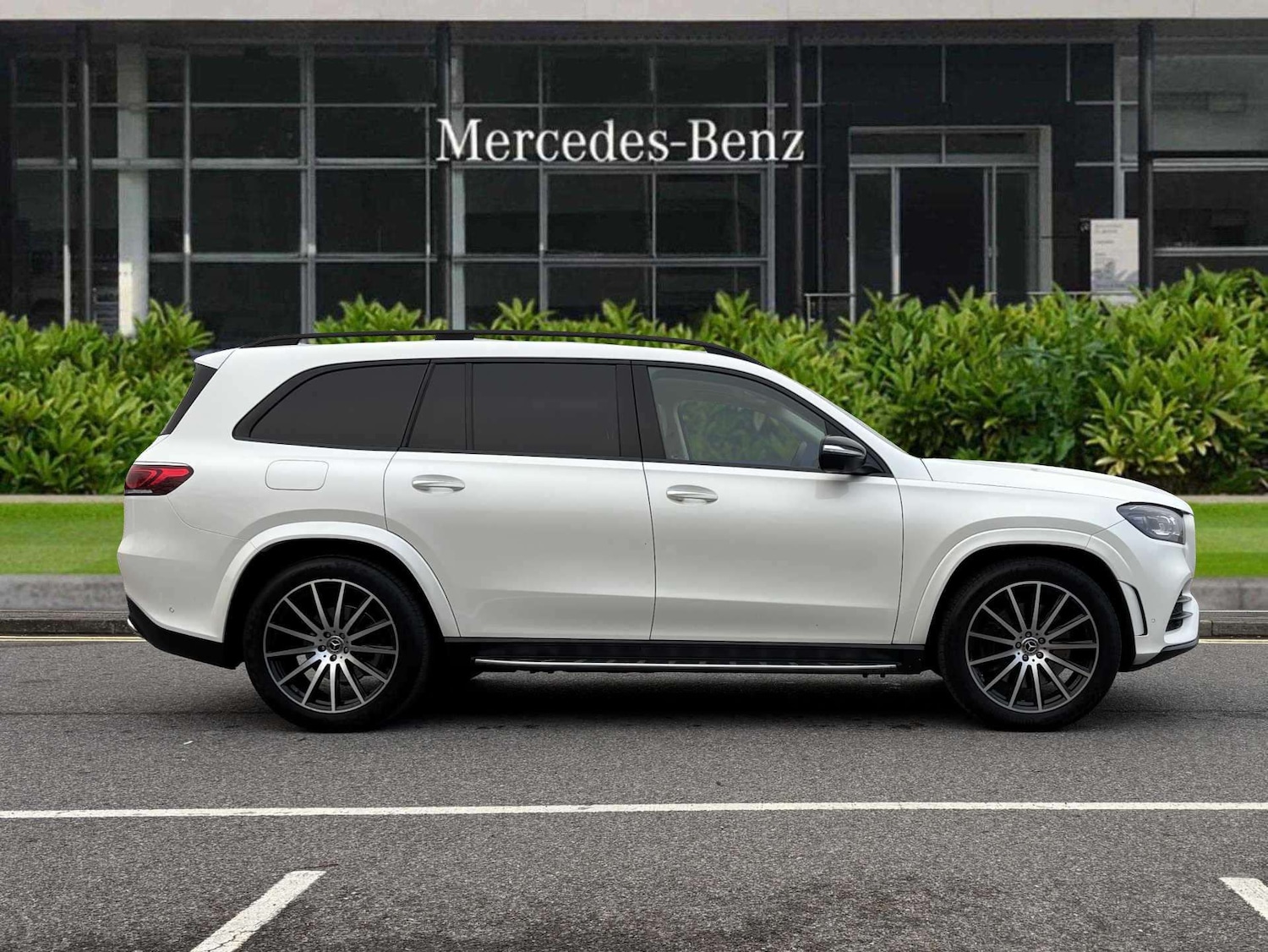 Used Mercedes-Benz GLS 2023 for sale - 76842954: Photo 6