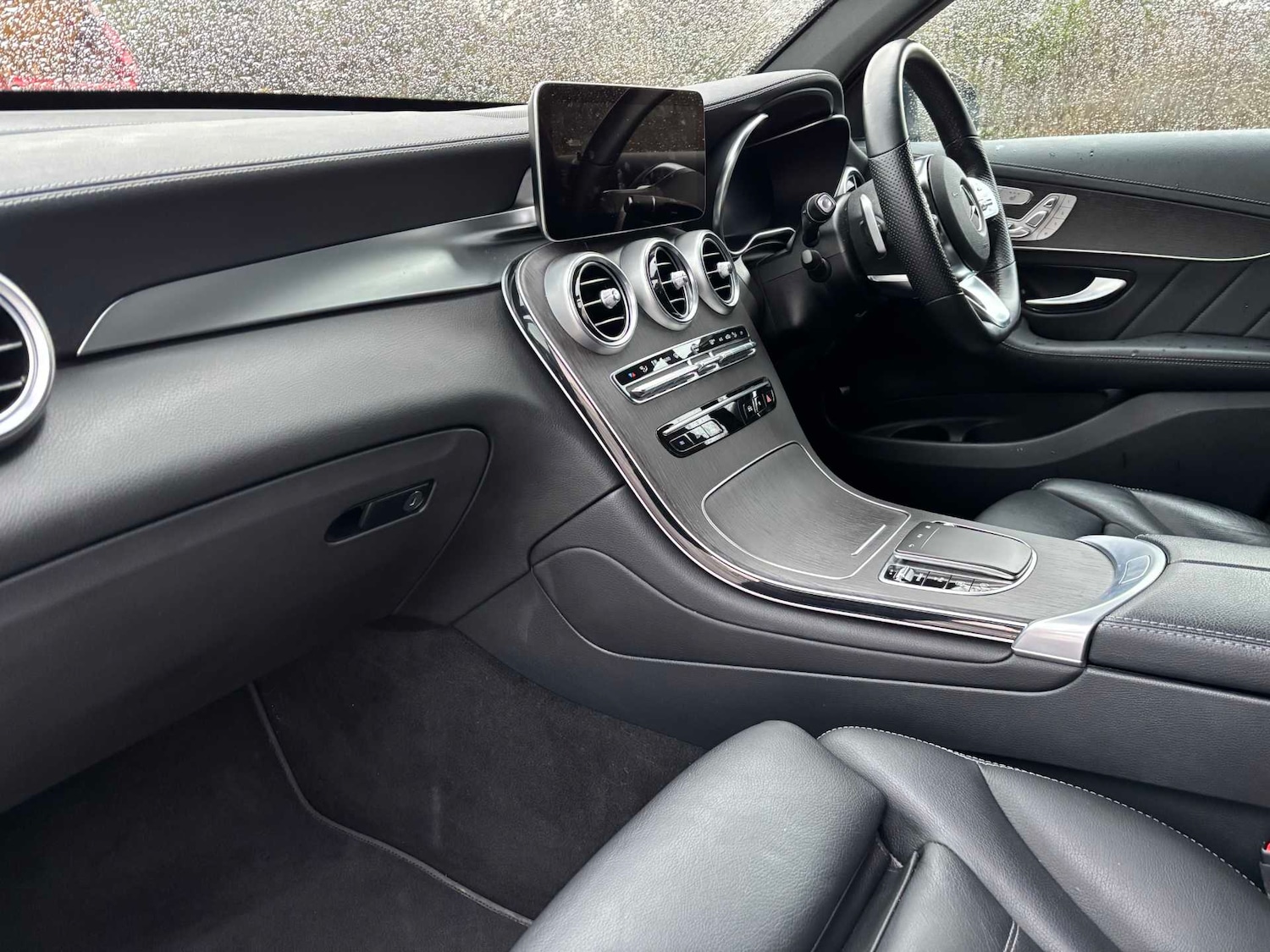 Used Mercedes-Benz GLC 2022 for sale - 77032147: Photo 11