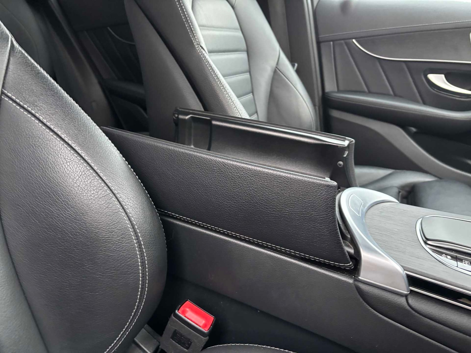 Used Mercedes-Benz GLC 2022 for sale - 77032147: Photo 31