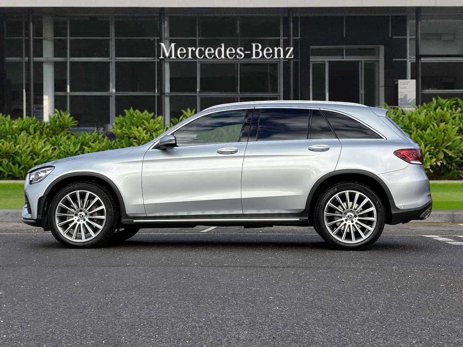 Used Mercedes-Benz GLC 2022 for sale - 77257374: Photo 3