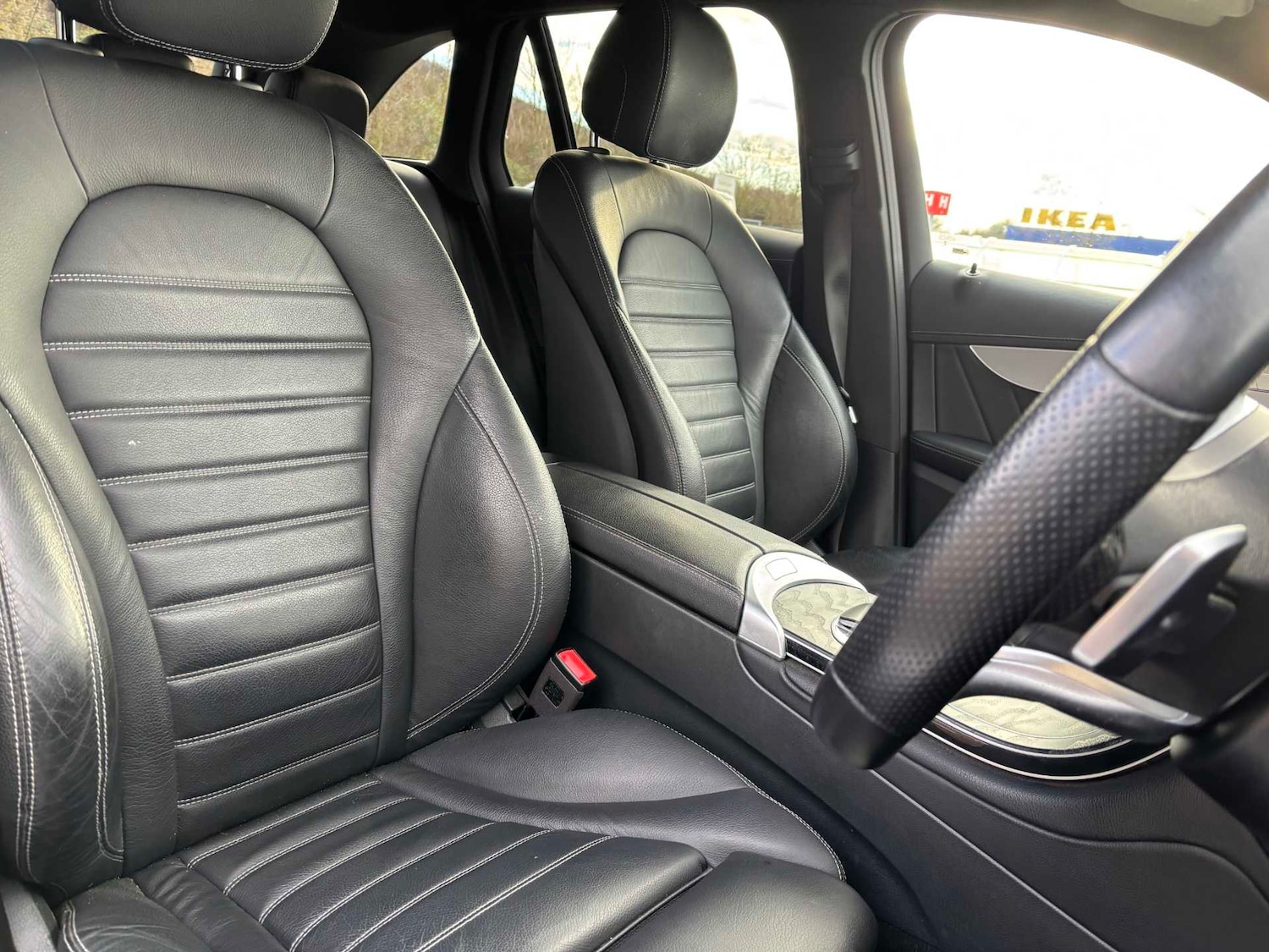 Used Mercedes-Benz GLC 2022 for sale - 77257374: Photo 32