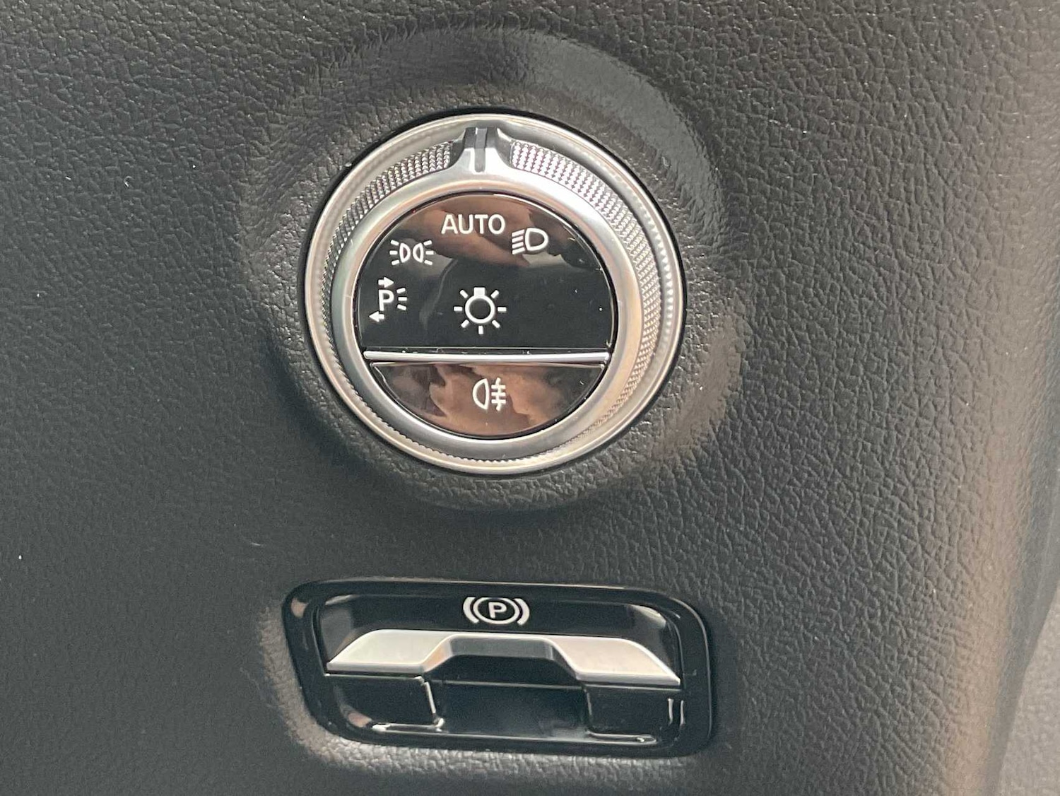 Used Mercedes-Benz C Class 2023 for sale - 76411338: Photo 29