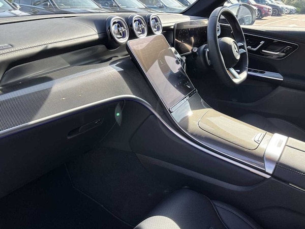 Used Mercedes-Benz GLC 2024 for sale - 75603794: Photo 11