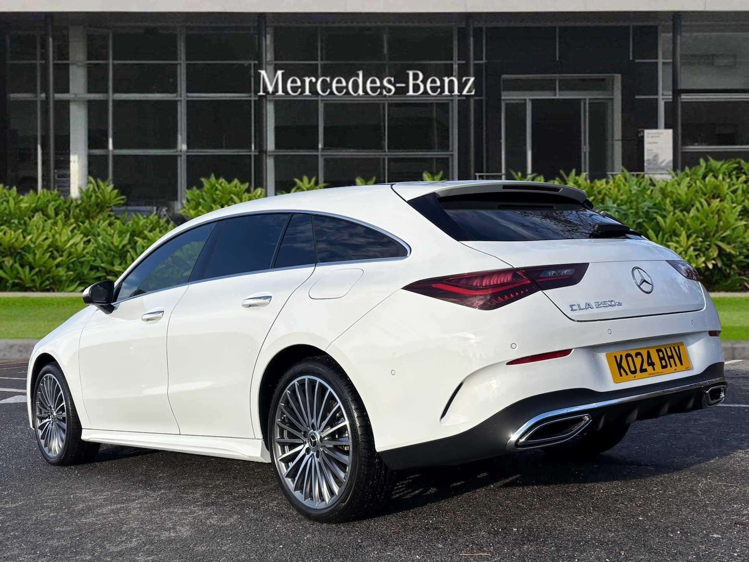 Used Mercedes-Benz CLA 2024 for sale - 76692131: Photo 2