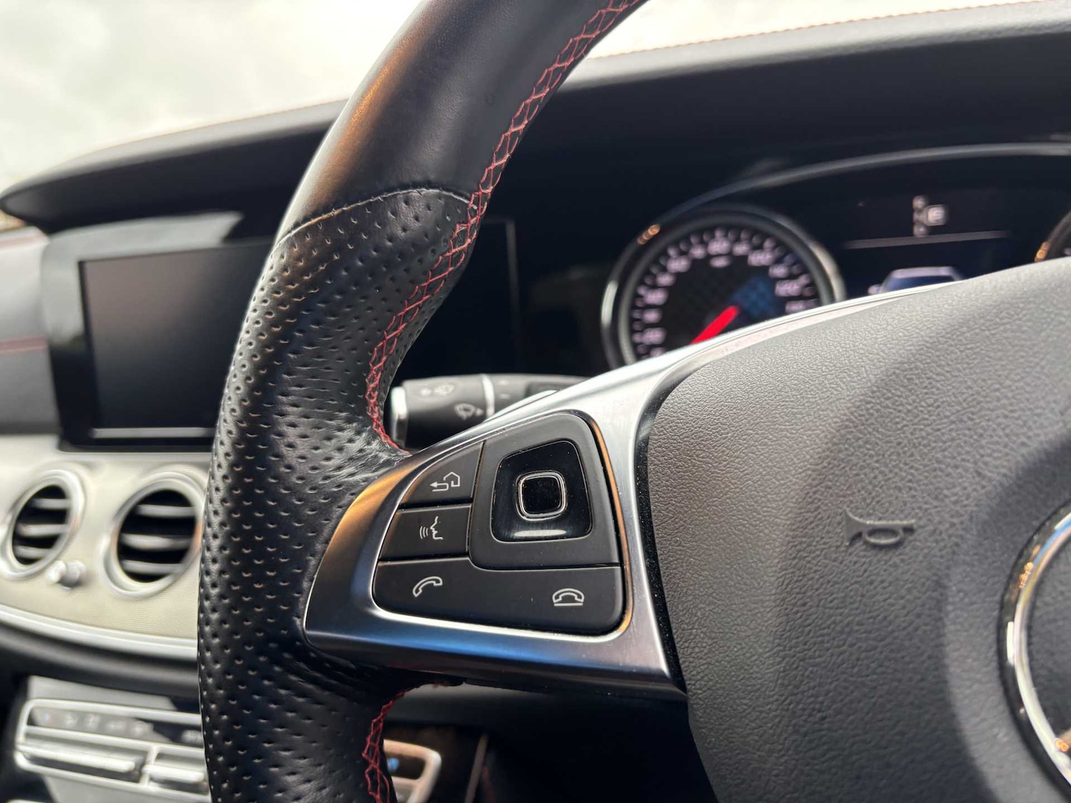 Used Mercedes-Benz E Class 2018 for sale - 76075333: Photo 18