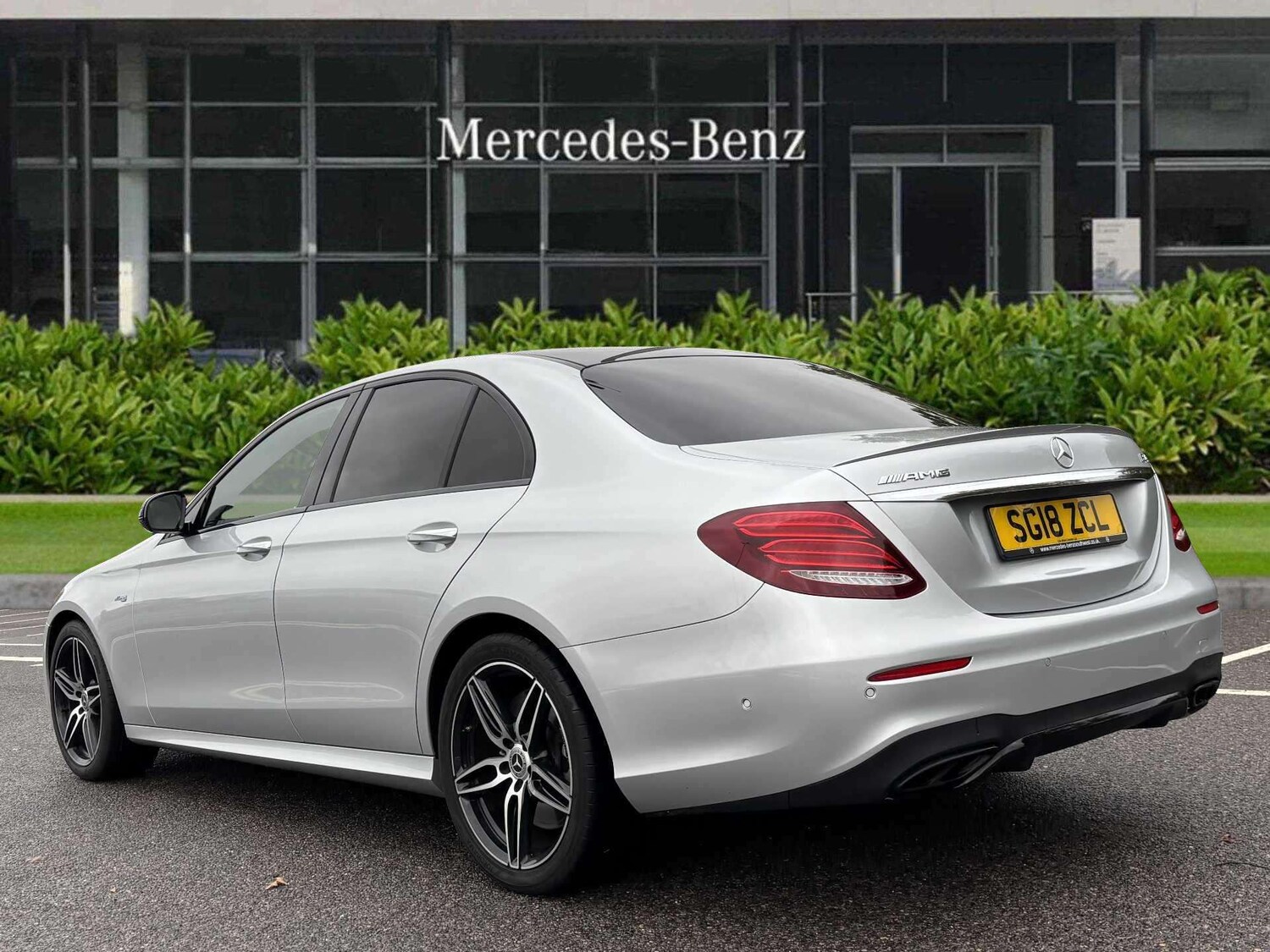 Used Mercedes-Benz E Class 2018 for sale - 76075333: Photo 2