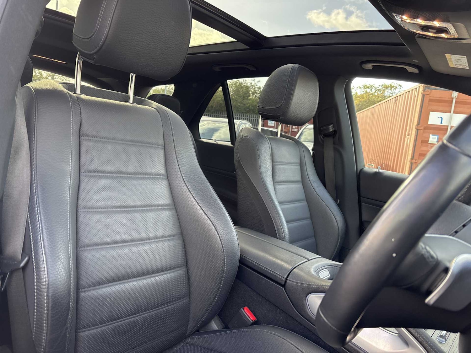 Used Mercedes-Benz GLE 2023 for sale - 76401272: Photo 32