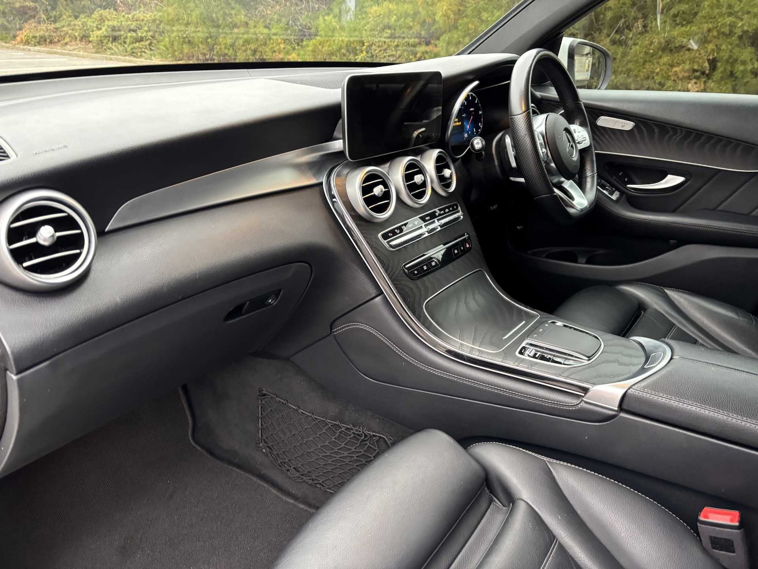 Used Mercedes-Benz GLC 2020 for sale - 76540826: Photo 11