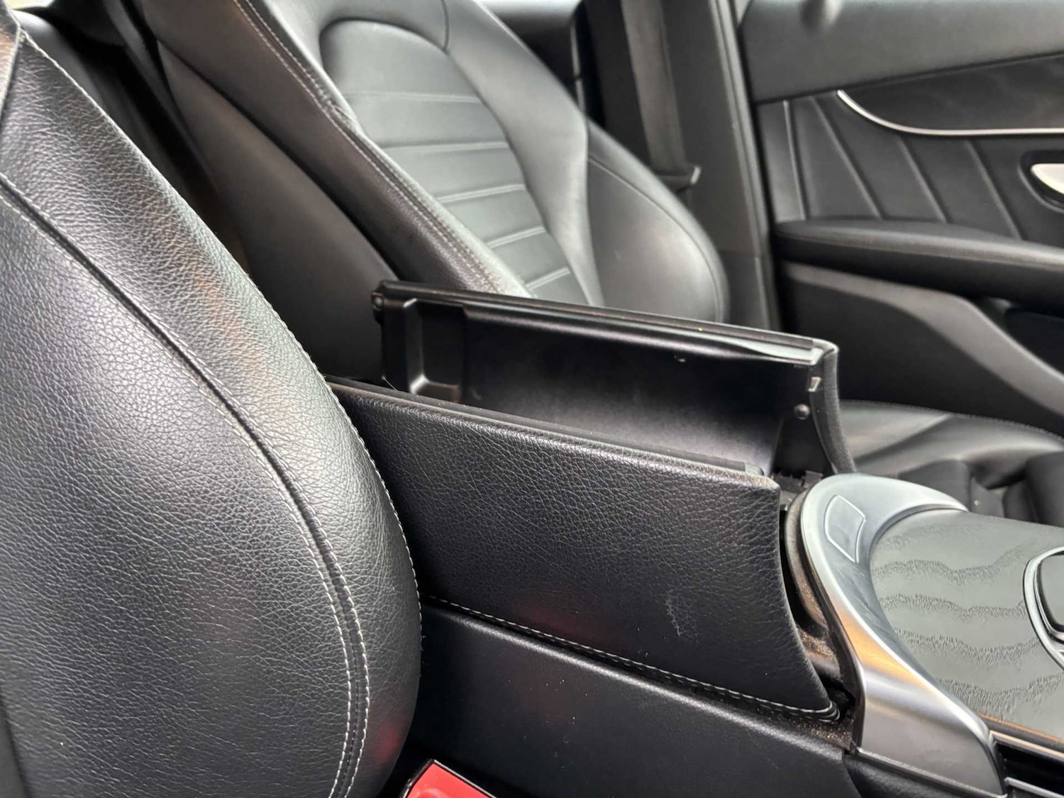 Used Mercedes-Benz GLC 2020 for sale - 76540826: Photo 31