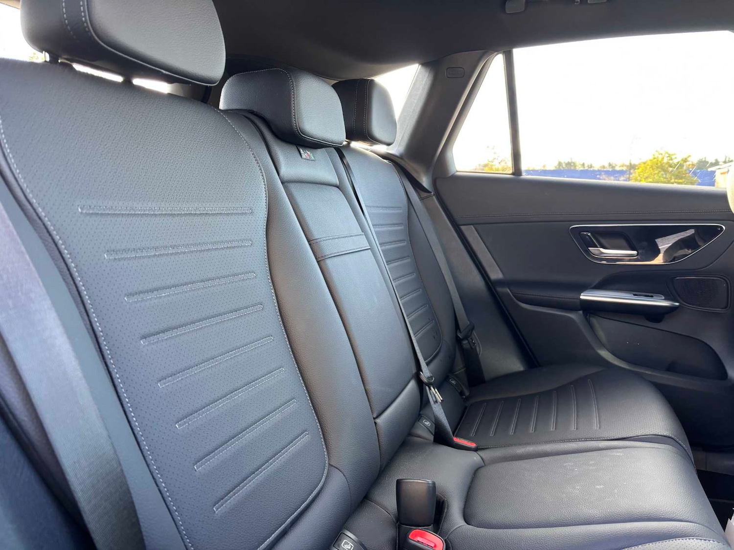 Used Mercedes-Benz GLC 2024 for sale - 76373672: Photo 15