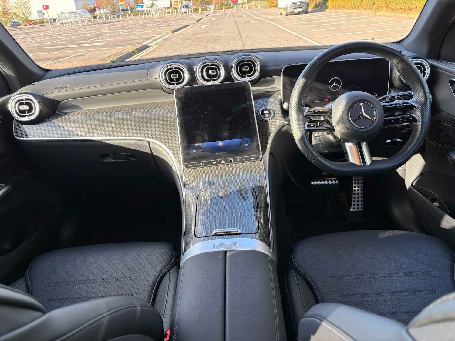 Used Mercedes-Benz GLC 2024 for sale - 76373672: Photo 17