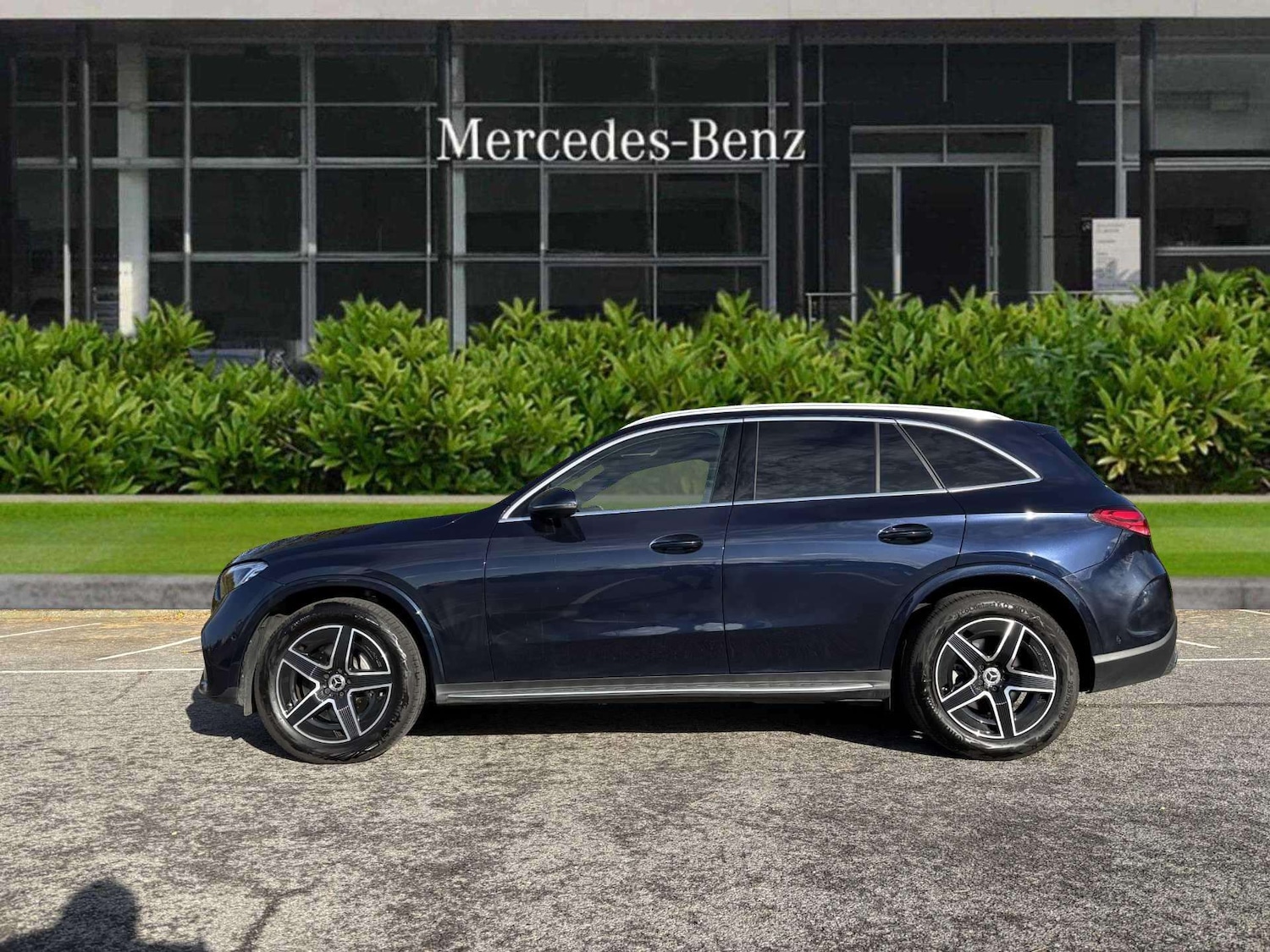 Used Mercedes-Benz GLC 2024 for sale - 76373672: Photo 3