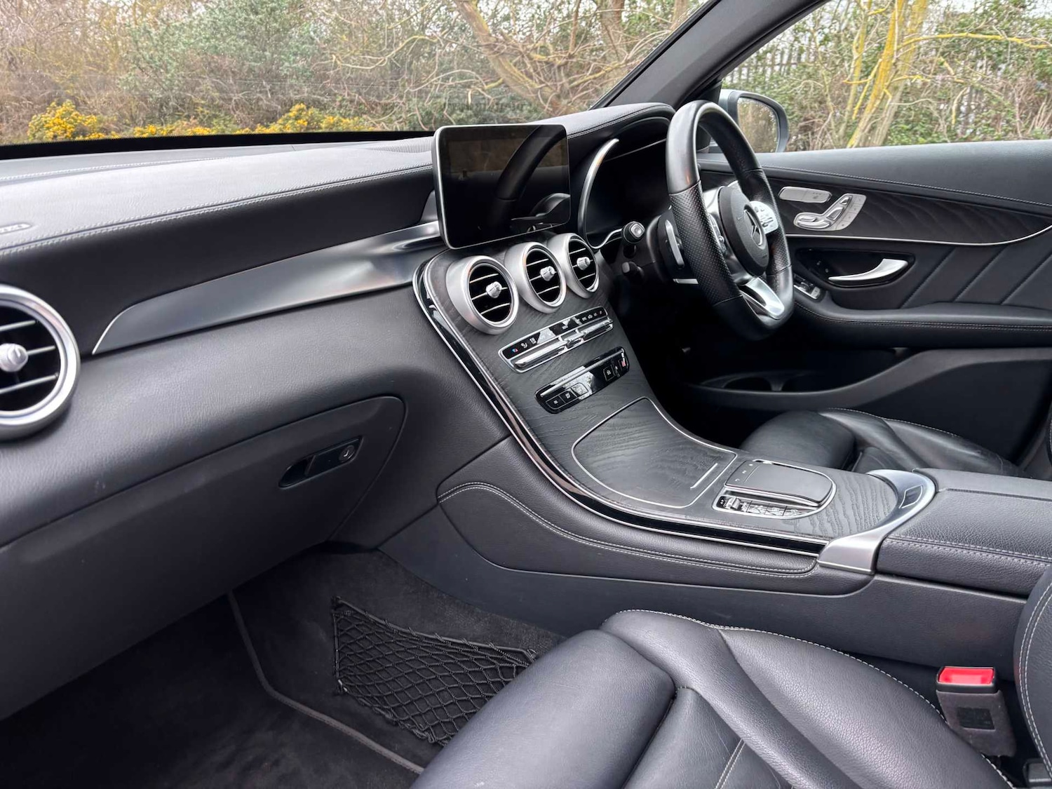 Used Mercedes-Benz GLC 2020 for sale - 78161182: Photo 11