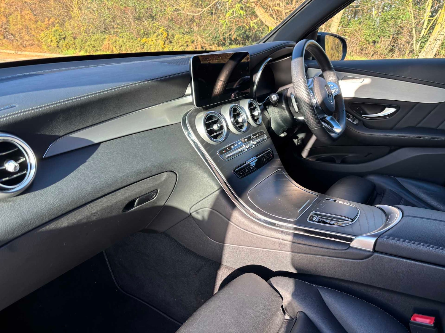 Used Mercedes-Benz GLC 2021 for sale - 76587595: Photo 11