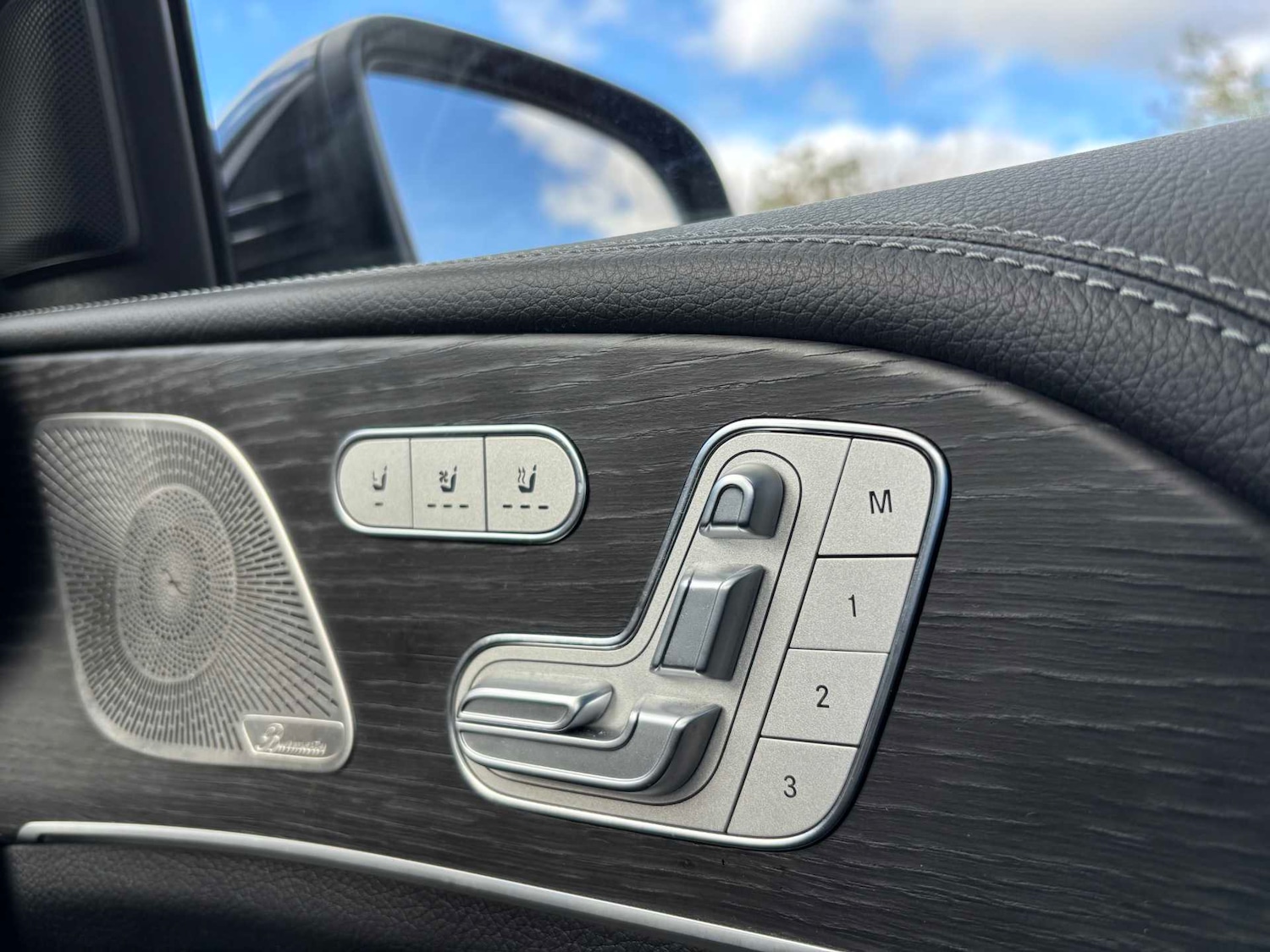 Used Mercedes-Benz GLE 2023 for sale - 77648818: Photo 32