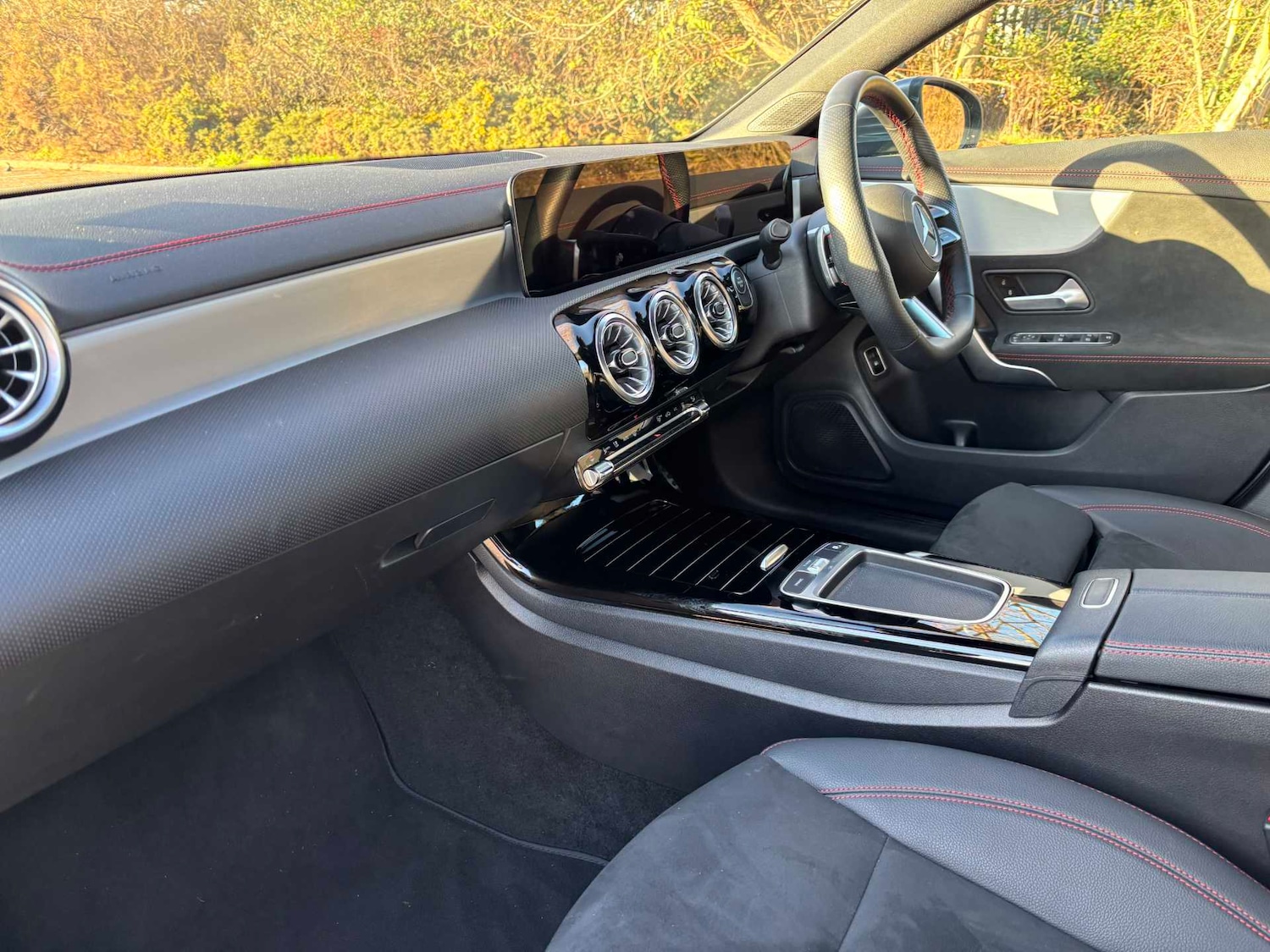 Used Mercedes-Benz CLA 2024 for sale - 76692165: Photo 11