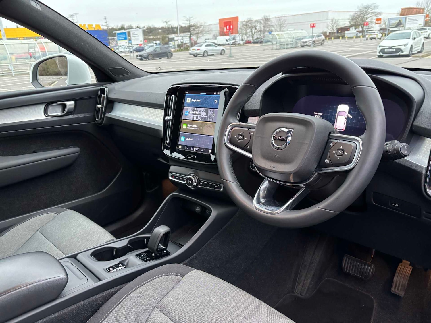 Used Volvo XC40 2023 for sale - 77772167: Photo 13