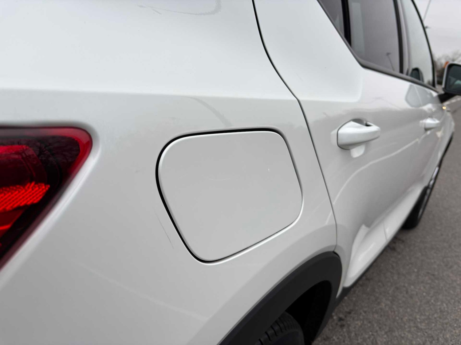 Used Volvo XC40 2023 for sale - 77772167: Photo 29