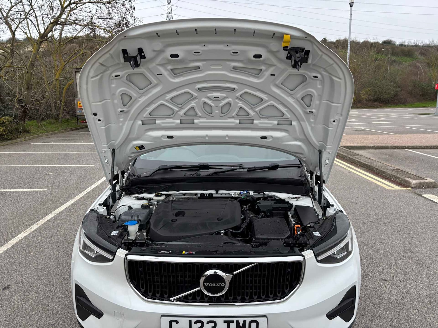Used Volvo XC40 2023 for sale - 77772167: Photo 30