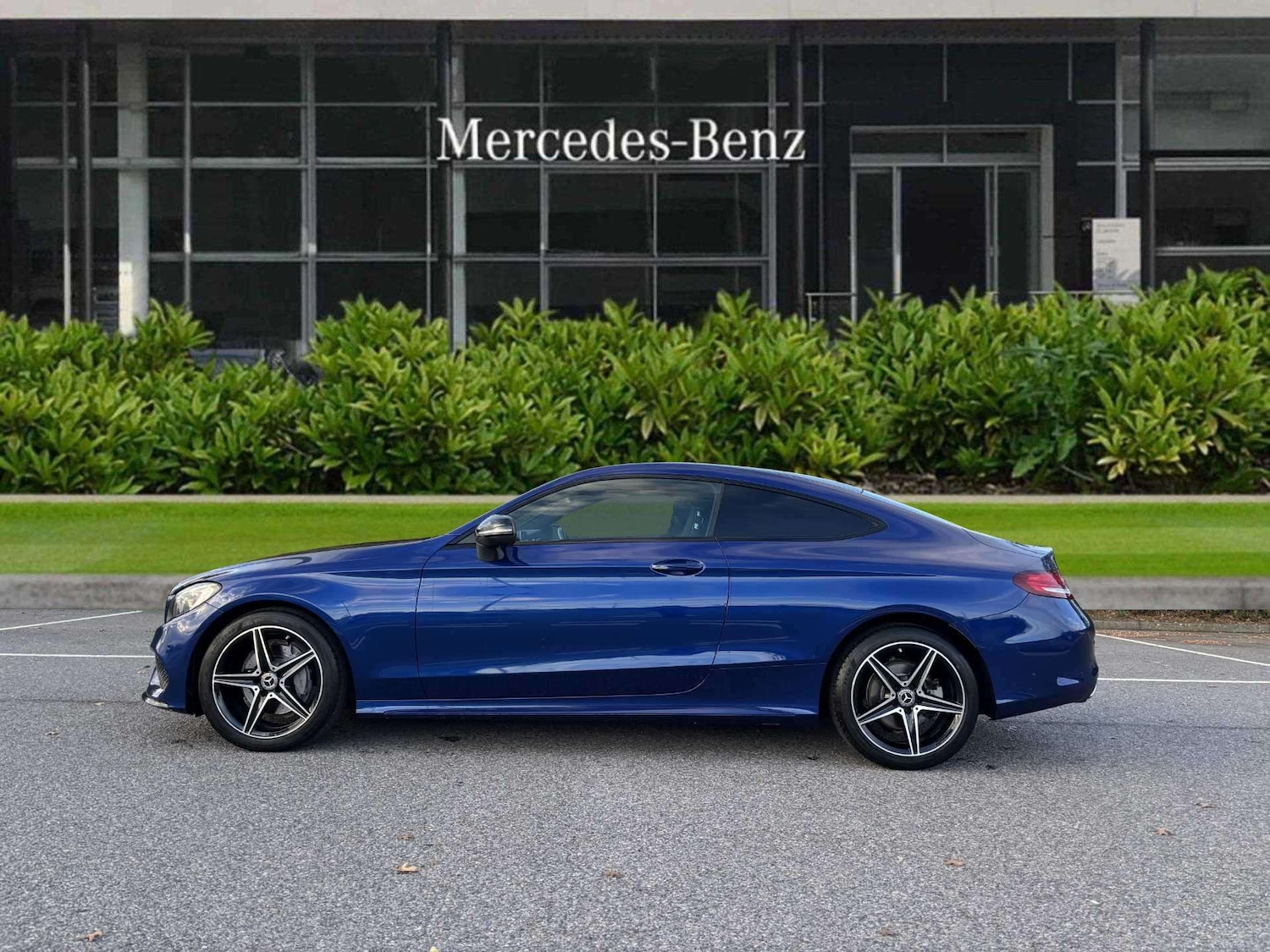 Used Mercedes-Benz C Class 2017 for sale - 76339712: Photo 3