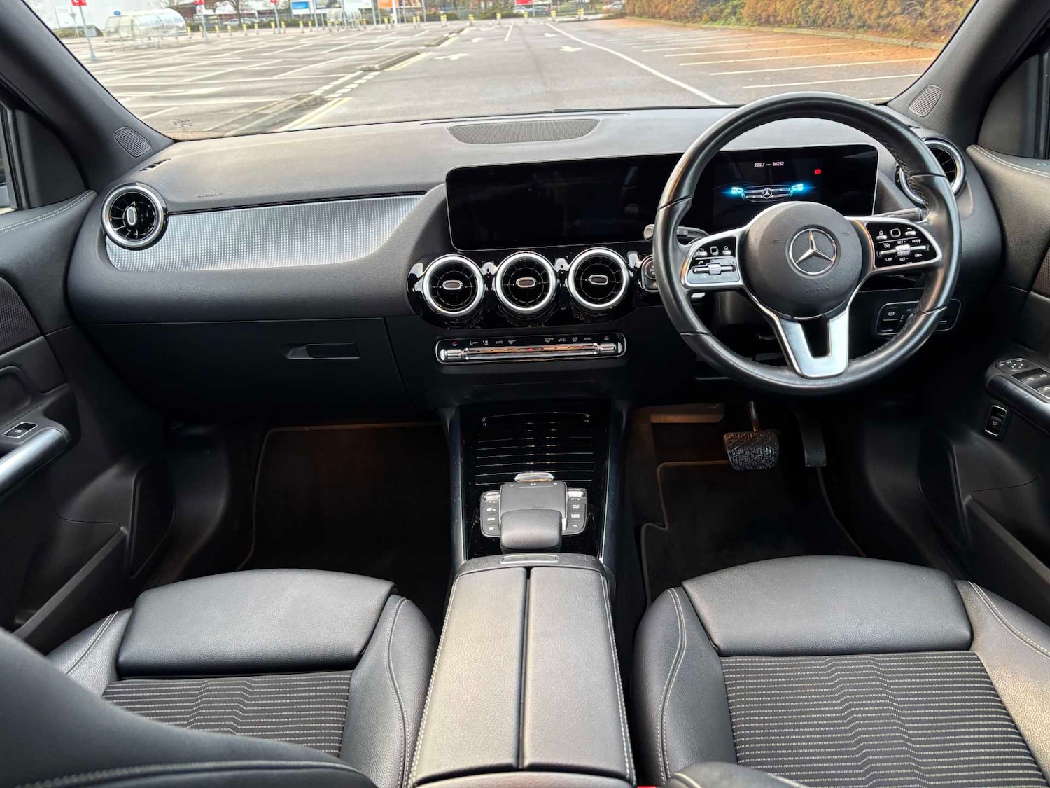 Used Mercedes-Benz GLA 2021 for sale - 76636662: Photo 17