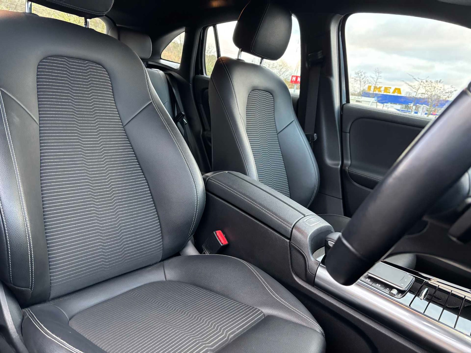 Used Mercedes-Benz GLA 2021 for sale - 76636662: Photo 32