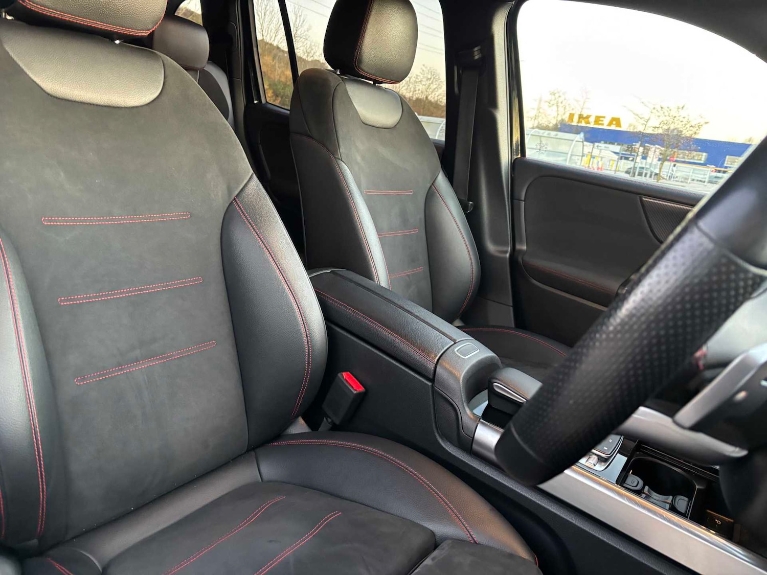 Used Mercedes-Benz GLB 2020 for sale - 76515554: Photo 32