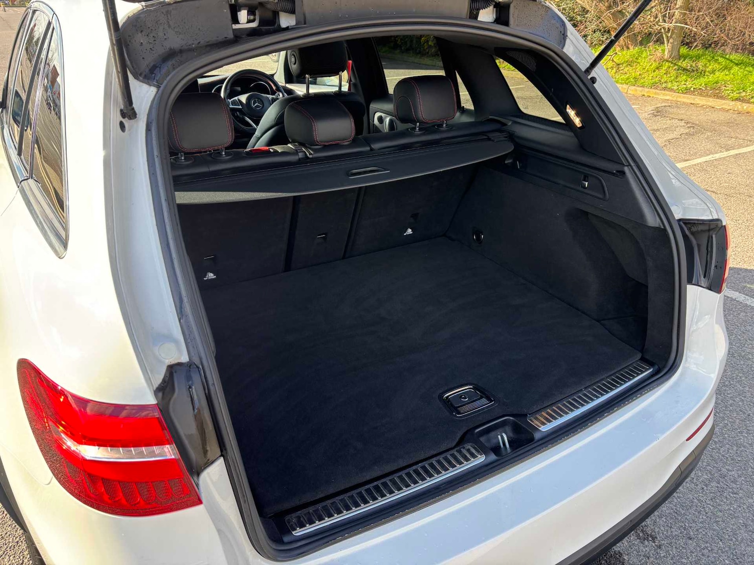 Used Mercedes-Benz GLC 2019 for sale - 77772269: Photo 12