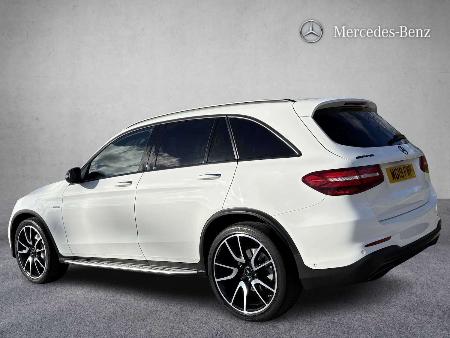 Used Mercedes-Benz GLC 2019 for sale - 77772269: Photo 2
