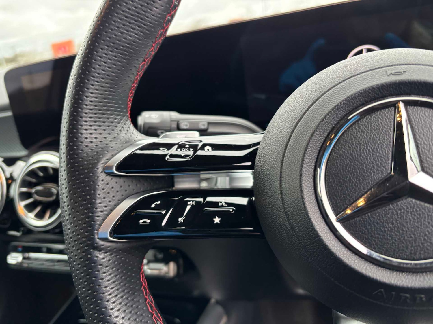 Used Mercedes-Benz GLB 2025 for sale - 77577316: Photo 18