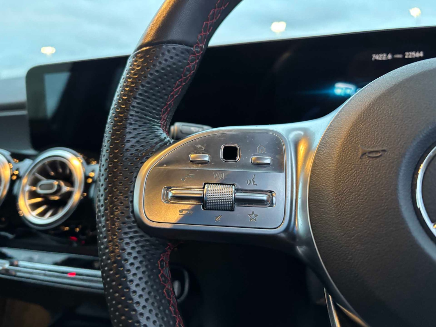 Used Mercedes-Benz GLB 2021 for sale - 77373650: Photo 18